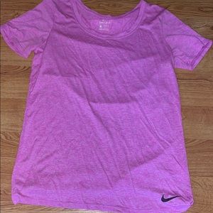 women’s dri-fit nike althetic shirt
